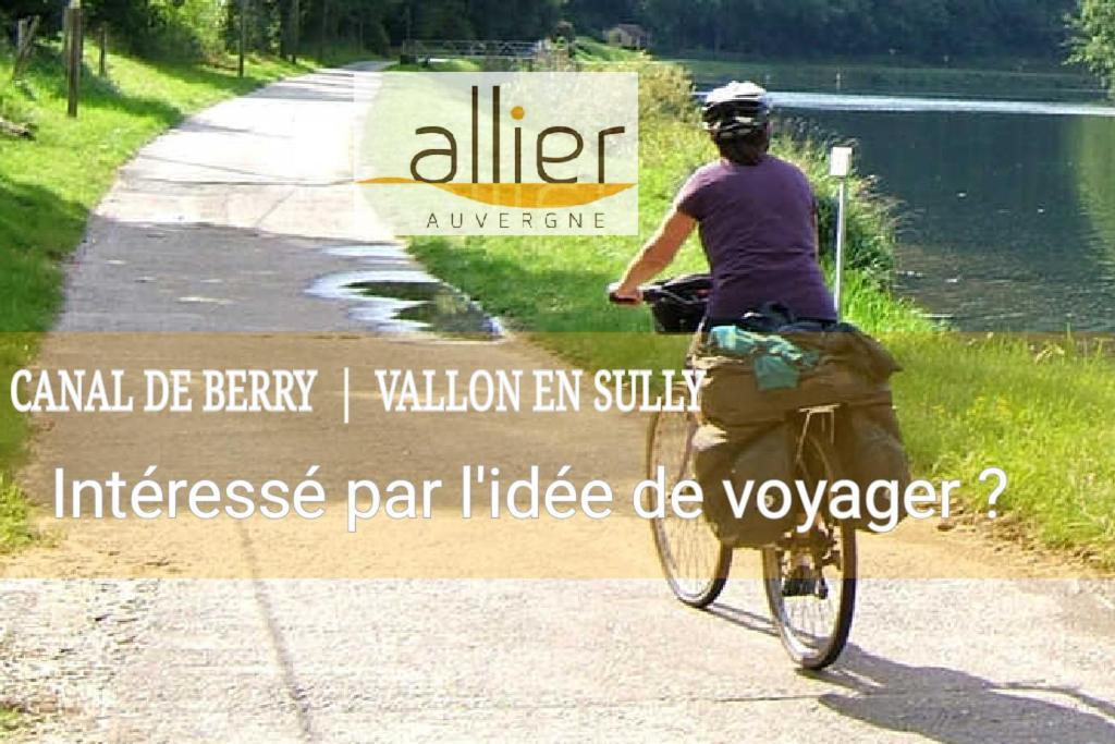 Chambre Double Vallon-en-Sully 외부 사진
